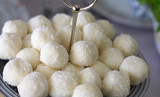 Hindistan Cevizli Top Tarifi ve Malzemeleri