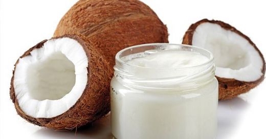 Saça Hindistan Cevizi Yağı Kullanımı ve Faydaları Nelerdir?